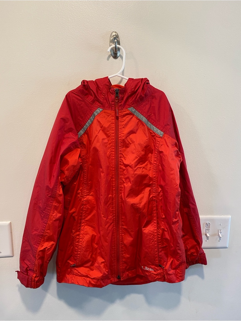 L.L. Bean Kids' Wind and Rain Jacket Lined size 10-12 red waterproof ripstop